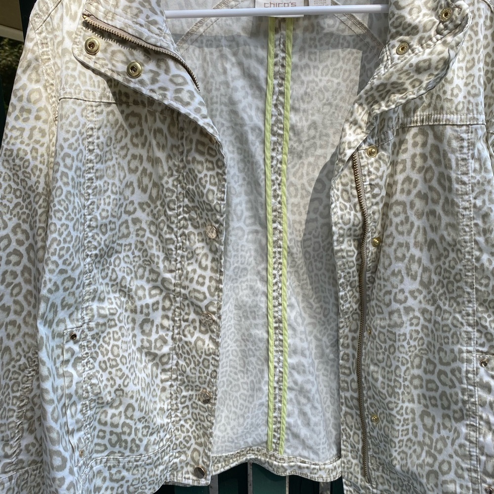 Chicos animal print sz 2 jacket